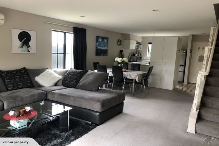 Photo of property in 3/20 Office Road, Merivale, Christchurch, 8014