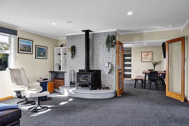 Photo of property in 12 Green Lane, Hawera, 4610