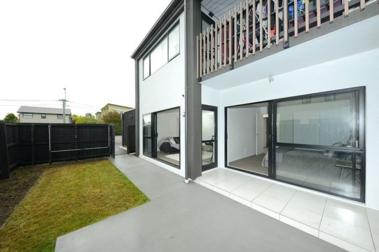Photo of property in 1/447 Barbadoes Street, Edgeware, Christchurch, 8013