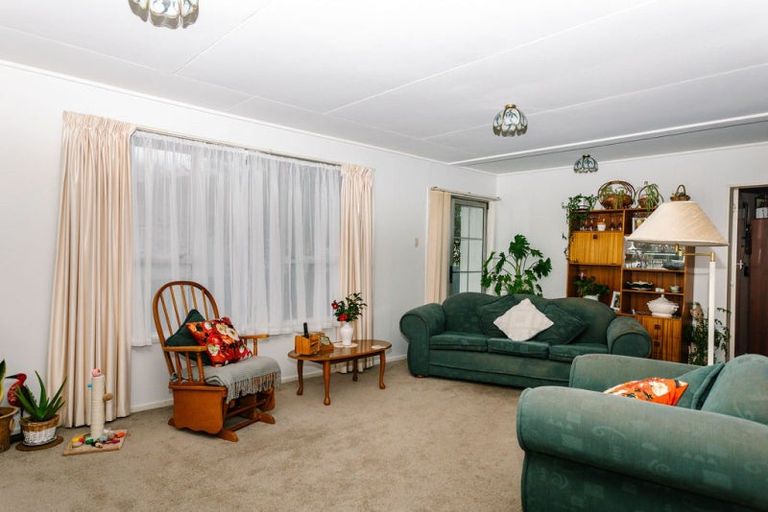 Photo of property in 13 Runciman Place, Dannevirke, 4930