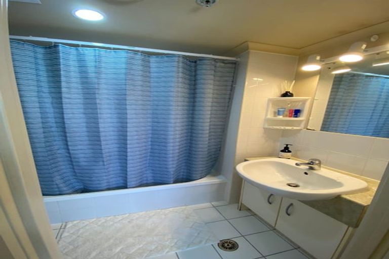 Photo of property in The Rennaissance, 11c/18 Ronwood Avenue, Manukau, Auckland, 2104