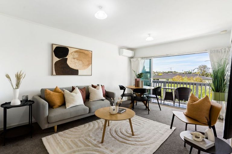 Photo of property in 3/56 Gowing Drive, Meadowbank, Auckland, 1072