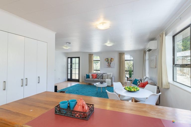 Photo of property in 2/48 Cruickshank Road, Clouston Park, Upper Hutt, 5018