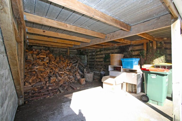 Photo of property in 9 Annandale Street, Lynmouth, New Plymouth, 4310