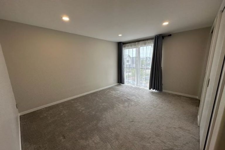 Photo of property in 4 Turutu Place, Long Bay, Auckland, 0630