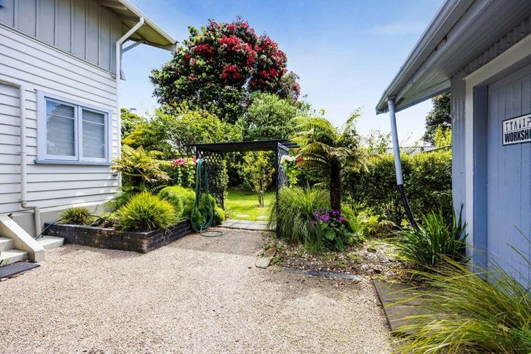 Photo of property in 13 Albion Street, Hawera, 4610