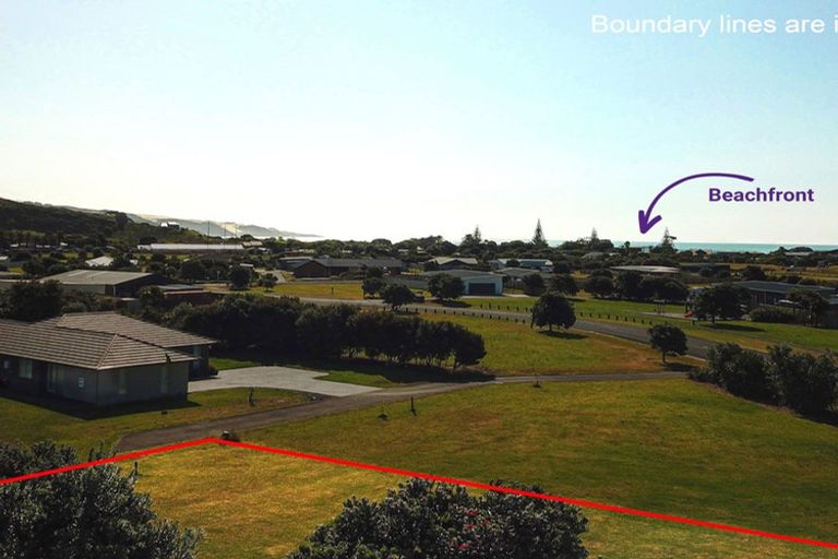 Photo of property in 24 Kokopu Street, Ahipara, Kaitaia, 0481