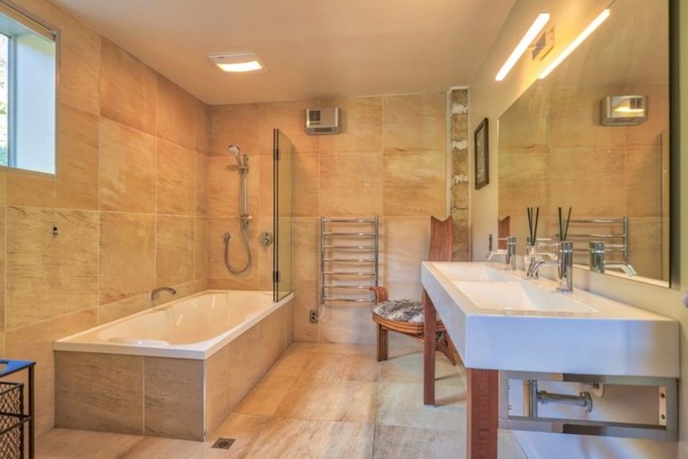 Photo of property in 90 James Road, Cardrona, Wanaka, 9382