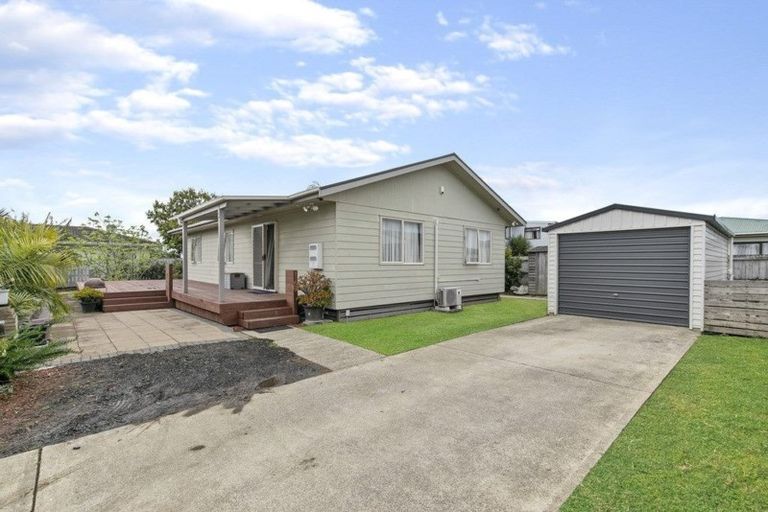 Photo of property in 85 Templeton Place, Clendon Park, Auckland, 2103