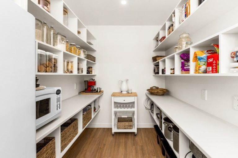 Photo of property in 32 Kaituna Place, Te Awa, Napier, 4110