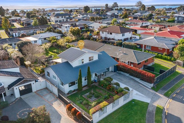 Photo of property in 29 Whitaker Street, Otumoetai, Tauranga, 3110