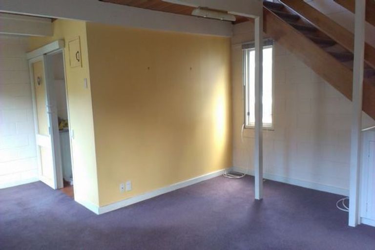 Photo of property in 2 Stowe Hill, Thorndon, Wellington, 6011