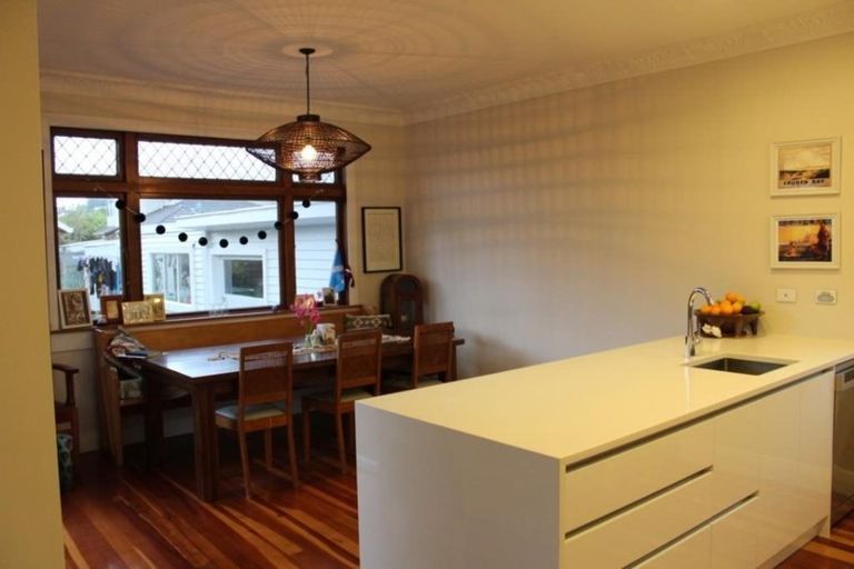 Photo of property in 35 Burnside Street, Waterloo, Lower Hutt, 5011