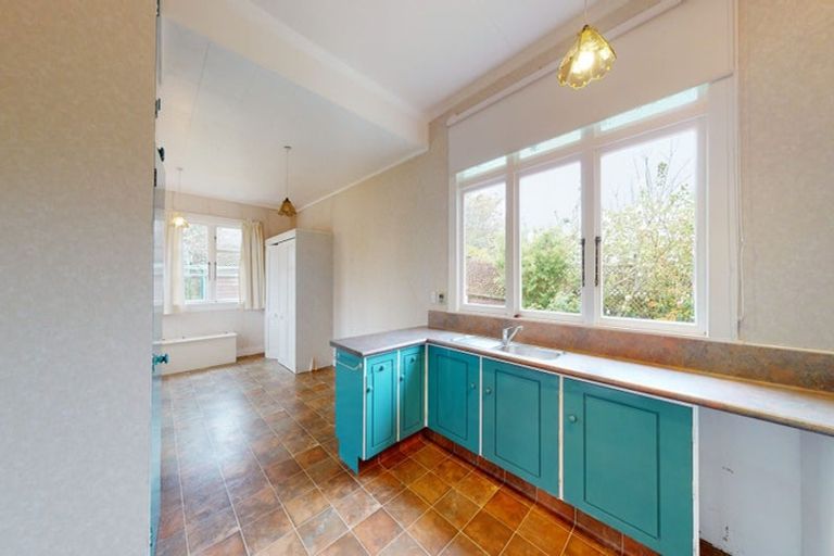 Photo of property in 28 Peakes Road, Saint Johns Hill, Whanganui, 4501