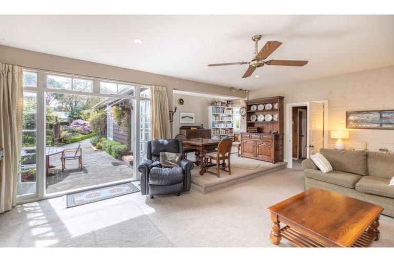 Photo of property in 105a Hinau Street, Riccarton, Christchurch, 8041