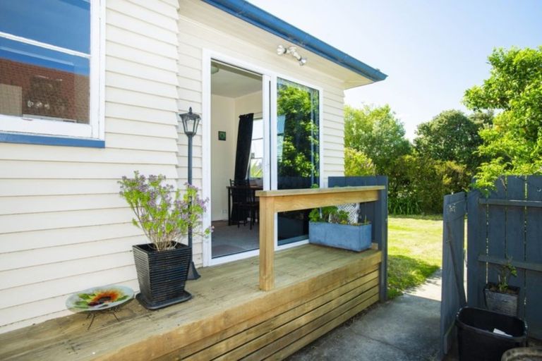 Photo of property in 16 Townley Street, Te Hapara, Gisborne, 4010