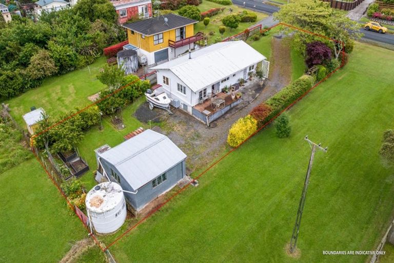 Photo of property in 58 Bays Road, Orere Point, Papakura, 2585