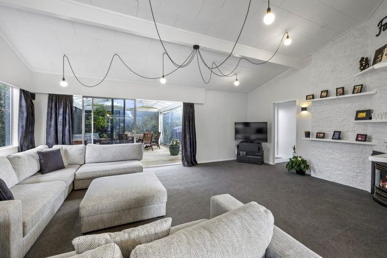 Photo of property in 5a Wesley Avenue, Frankleigh Park, New Plymouth, 4310