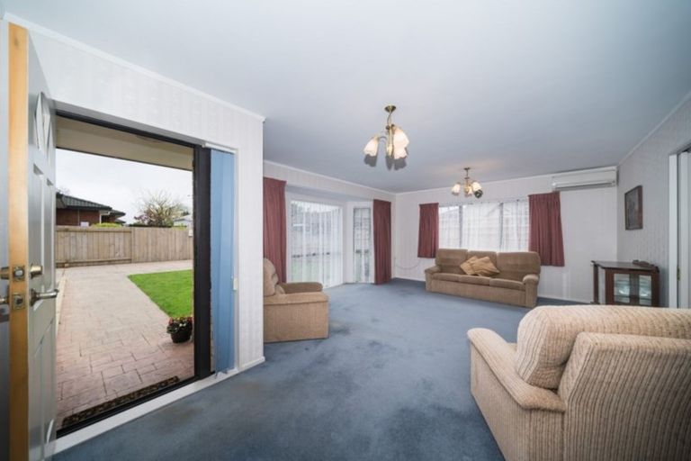 Photo of property in 6 Mckenzie Court, Terrace End, Palmerston North, 4410