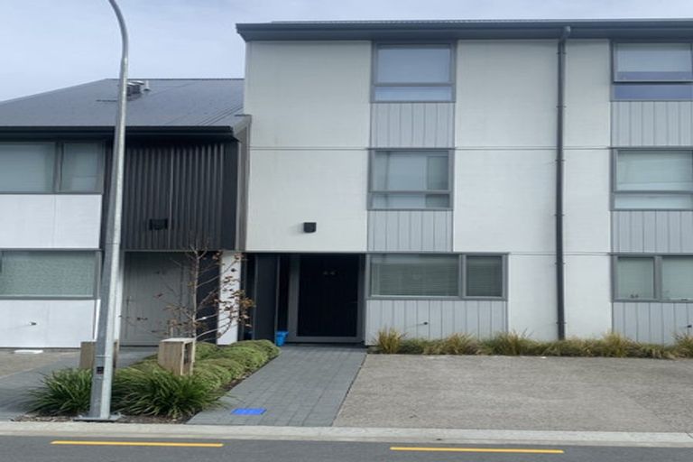 Photo of property in 44 John Street, Stokes Valley, Lower Hutt, 5019