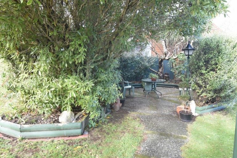 Photo of property in 15 Clifton Avenue, Carterton, 5713