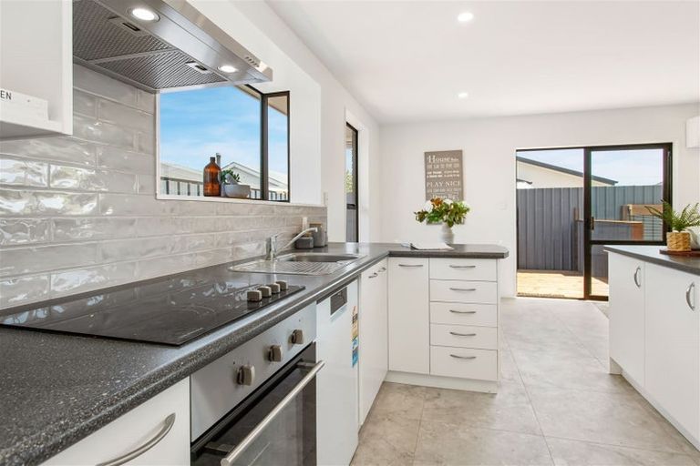 Photo of property in 2/776 Gloucester Street, Avonside, Christchurch, 8061