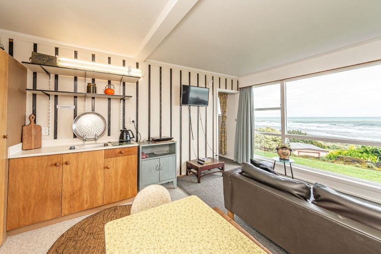 Photo of property in 8 Kapiti Terrace, Castlecliff, Whanganui, 4501