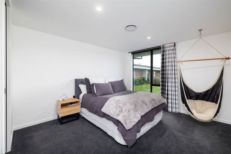 Photo of property in 22 Penberley Road, Prebbleton, 7676