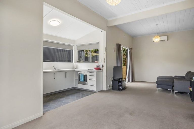 Photo of property in 11 Aitken Place, Mornington, Dunedin, 9011