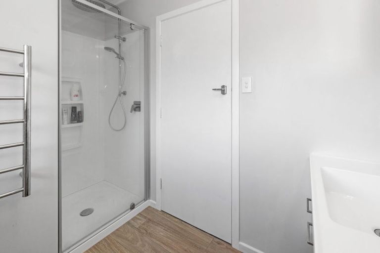 Photo of property in 38 Kohekohe Street, New Lynn, Auckland, 0600