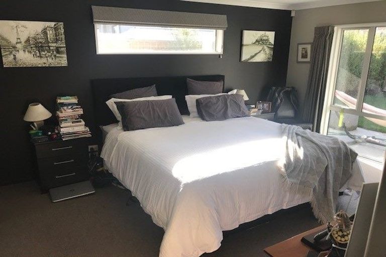 Photo of property in 12 Westpark Drive, Burnside, Christchurch, 8053