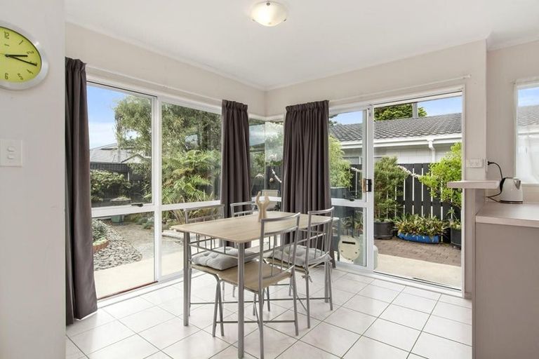 Photo of property in 14 Pacific View Road, Papamoa Beach, Papamoa, 3118