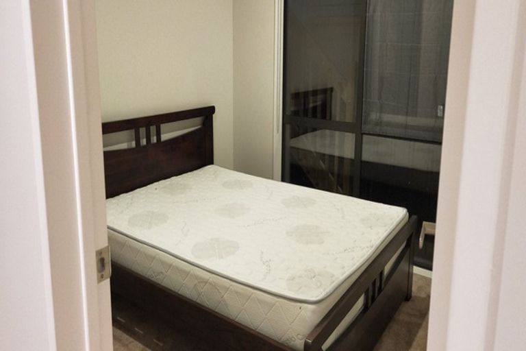 Photo of property in 230a Sunset Road, Windsor Park, Auckland, 0632