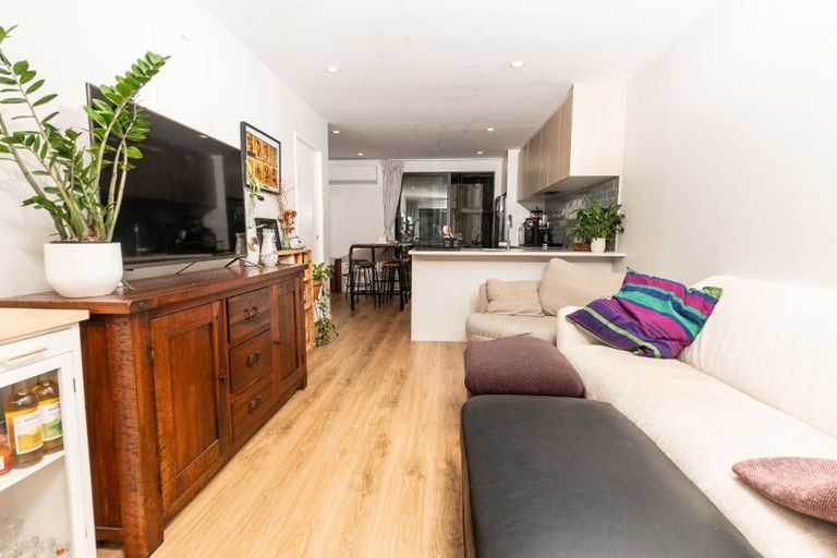 Photo of property in 38 Hinonga Loop, Silverdale, 0932