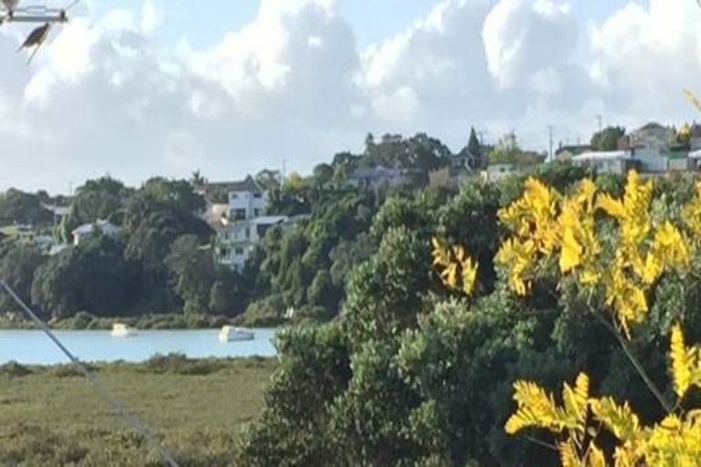 Photo of property in 215 Victoria Road, Devonport, Auckland, 0624