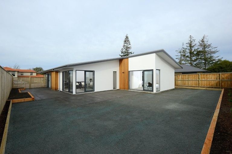 Photo of property in 199 Cavendish Road, Casebrook, Christchurch, 8051