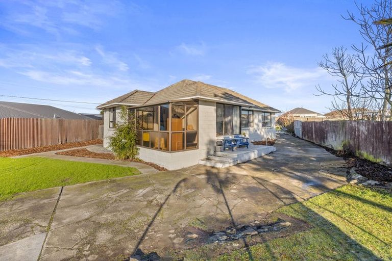 Photo of property in 112 Marlow Road, Aranui, Christchurch, 8061