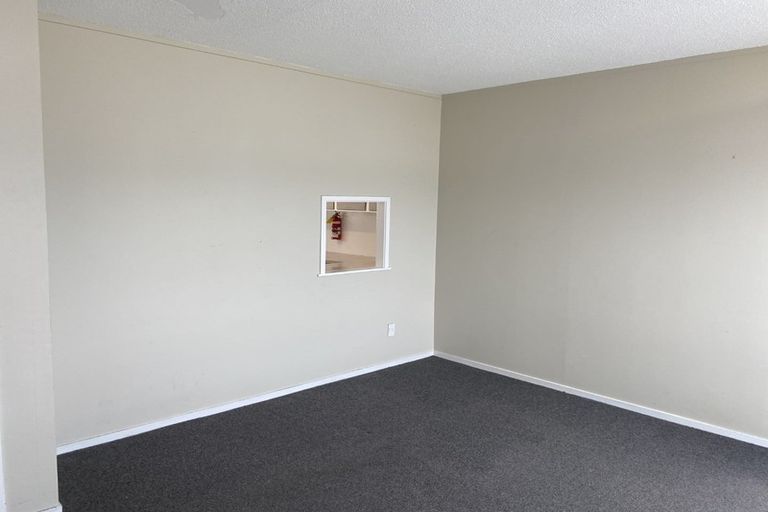 Photo of property in 5 Hawker Street, Mount Victoria, Wellington, 6011