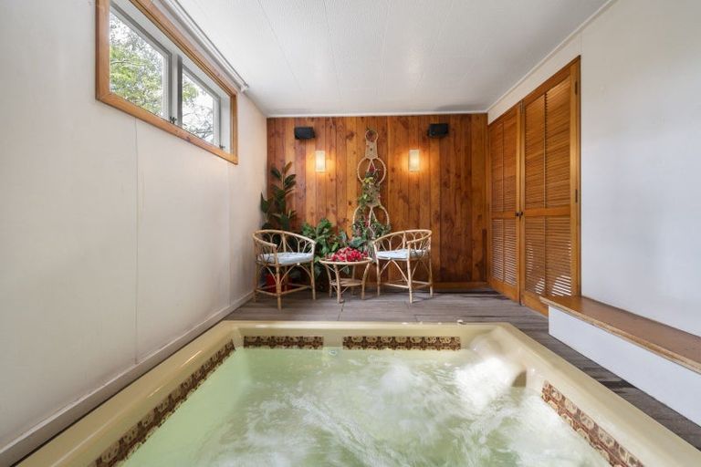 Photo of property in 5b Ongo Road, Hunterville, 4730