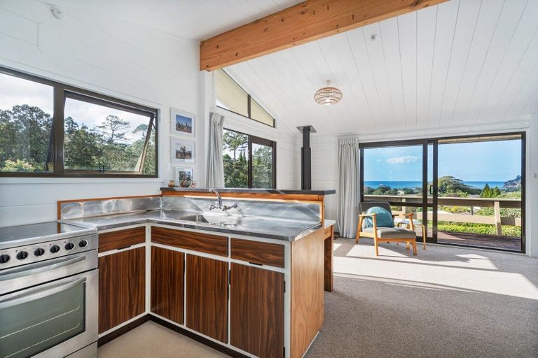 Photo of property in 39 Grange Road, Hahei, Whitianga, 3591