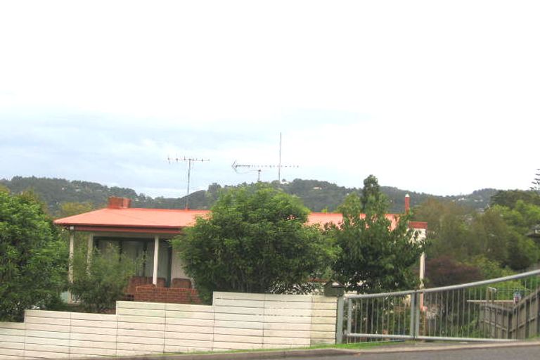 Photo of property in 40 Glengarry Road, Glen Eden, Auckland, 0602