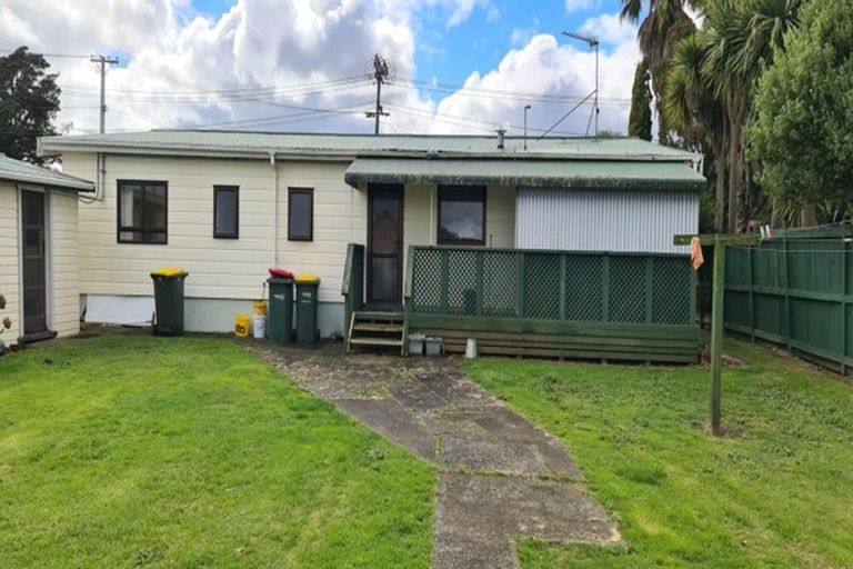 Photo of property in 23 Smiths Avenue, Papakura, 2110