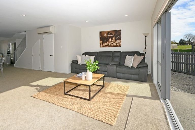 Photo of property in 1 Longueval Lane, Broomfield, Christchurch, 8042