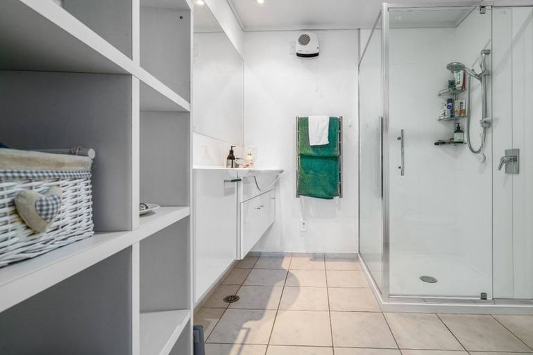 Photo of property in 12/72e Devonport Road, Tauranga, 3110