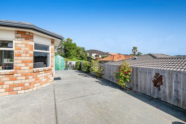 Photo of property in 16 Elan Place, Stanmore Bay, Whangaparaoa, 0932