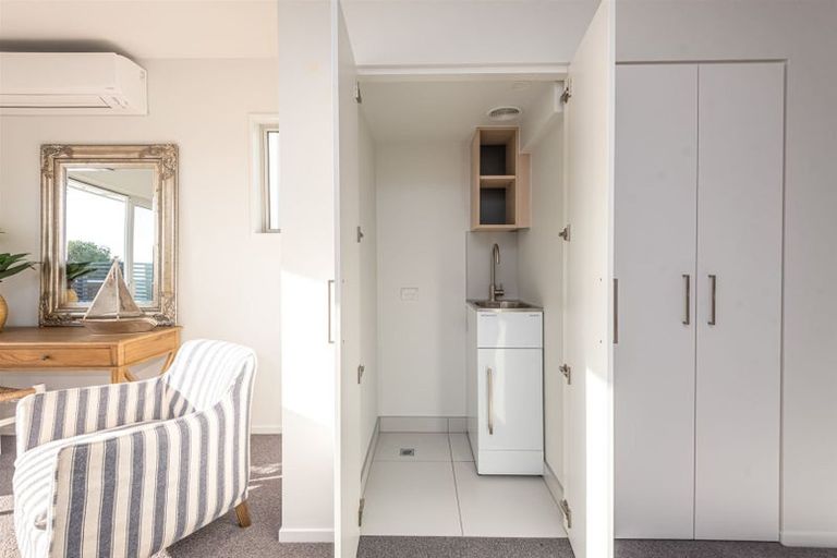 Photo of property in 140 Seaview Road, New Brighton, Christchurch, 8061