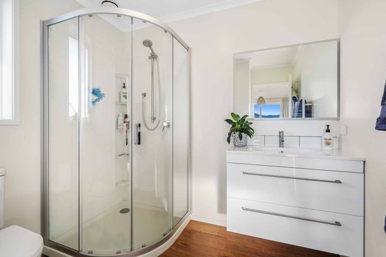 Photo of property in 293 Neudorf Road, Upper Moutere, 7175