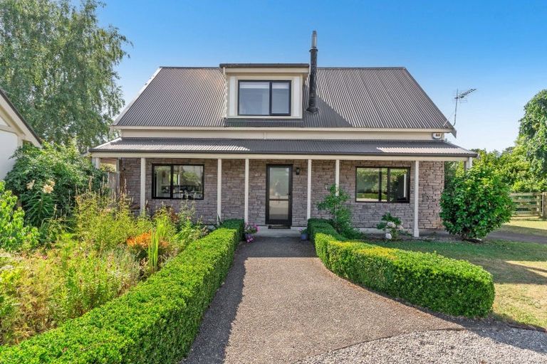 Photo of property in 96b Kent Street, Carterton, 5713