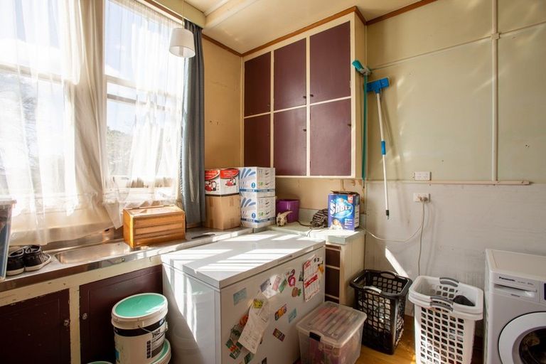 Photo of property in 170 High Street, Dannevirke, 4930