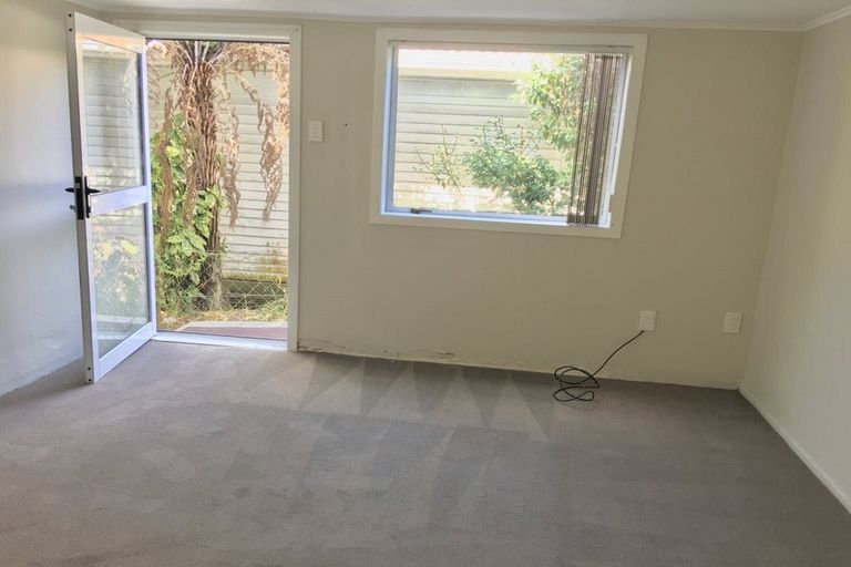 Photo of property in 4 Utting Street, Birkdale, Auckland, 0626